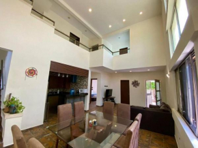 Casa Escondida